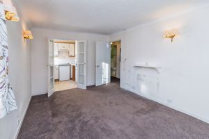 LOUNGE- click for photo gallery